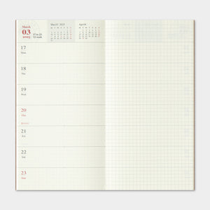 Traveler's Notebook (Regular Size) 2025 Weekly + Memo